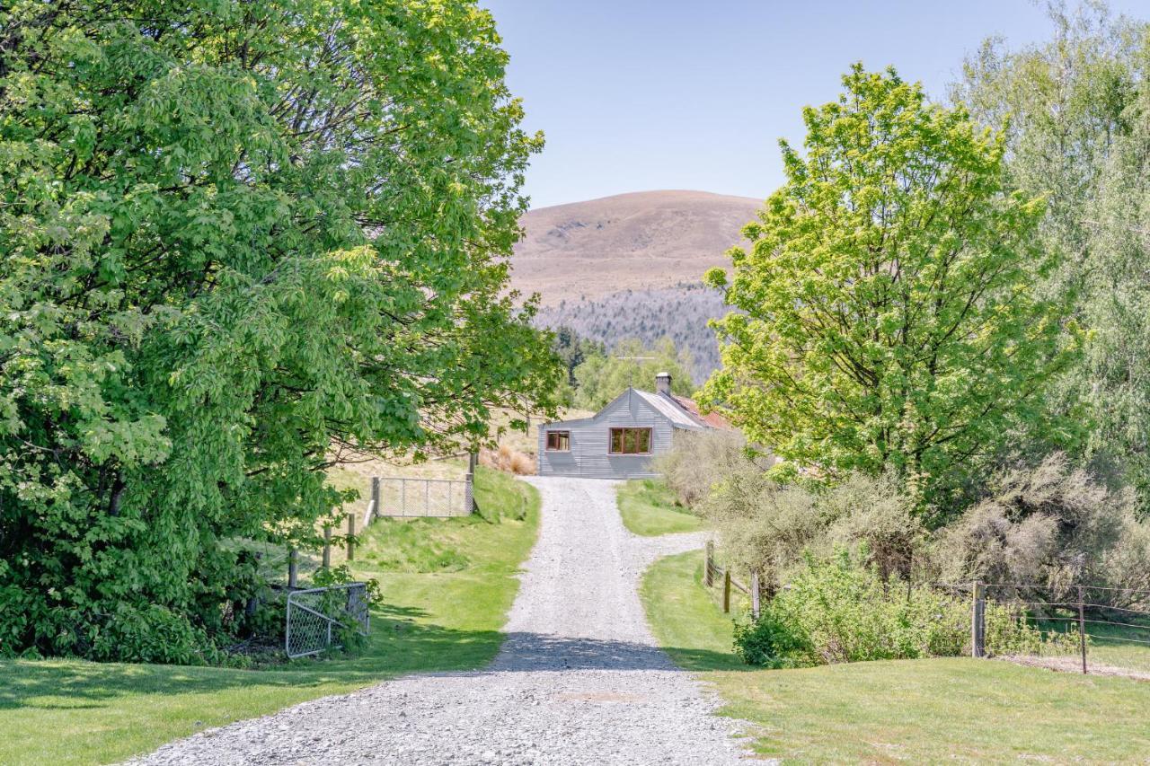 Mount Cook Station Shearers Quarters Lodge Lake Tekapo Exterior photo